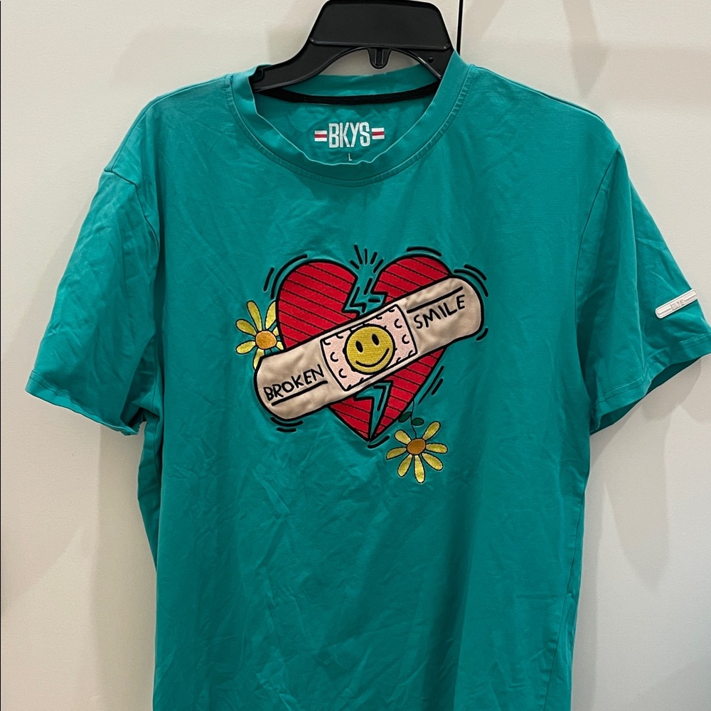 Teal T-Shirt with Heart and Smile Design